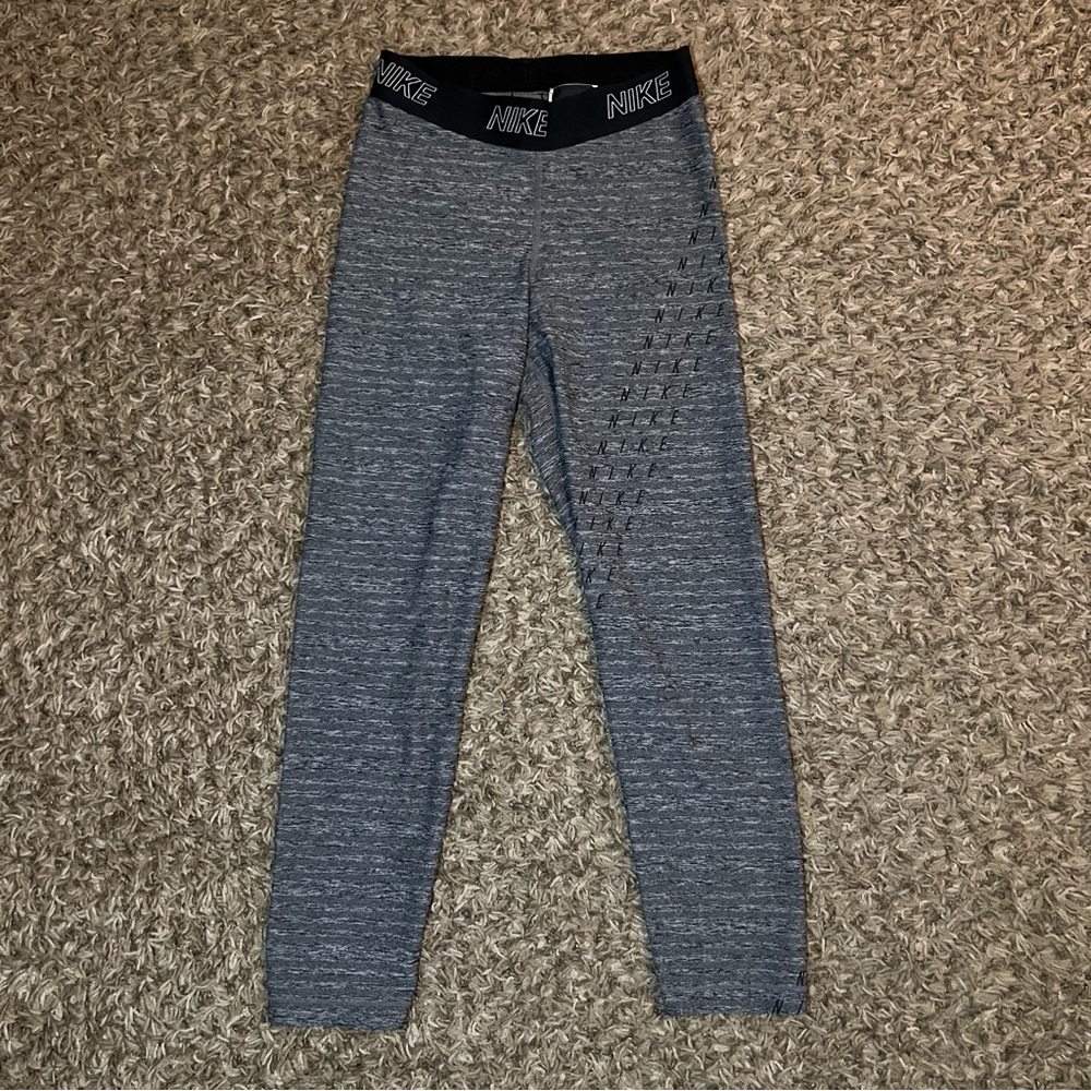 Nike Womens XS Victory Wrap Graphic Sports Tights Cropped Gray Black Extra Small